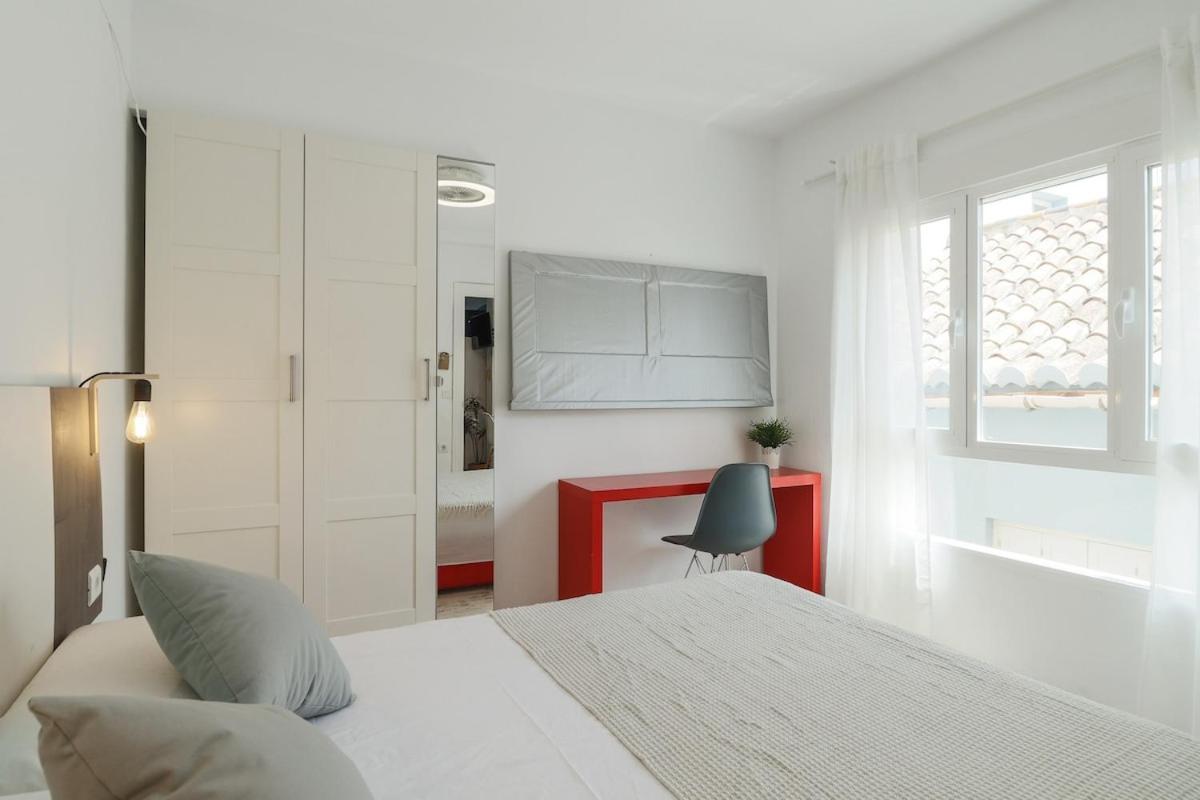 C34 - One Bedroom Apartment Next To Alcazaba Малага Екстер'єр фото
